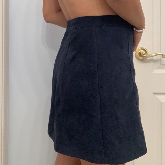 Navy suede skirt - Picture 2 of 3